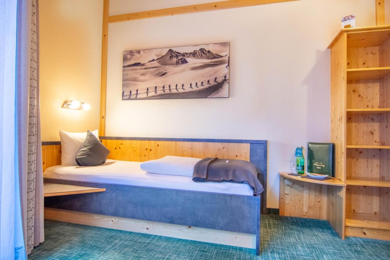 Hotel Garni Alpenhof Ischgl Eksteriør bilde