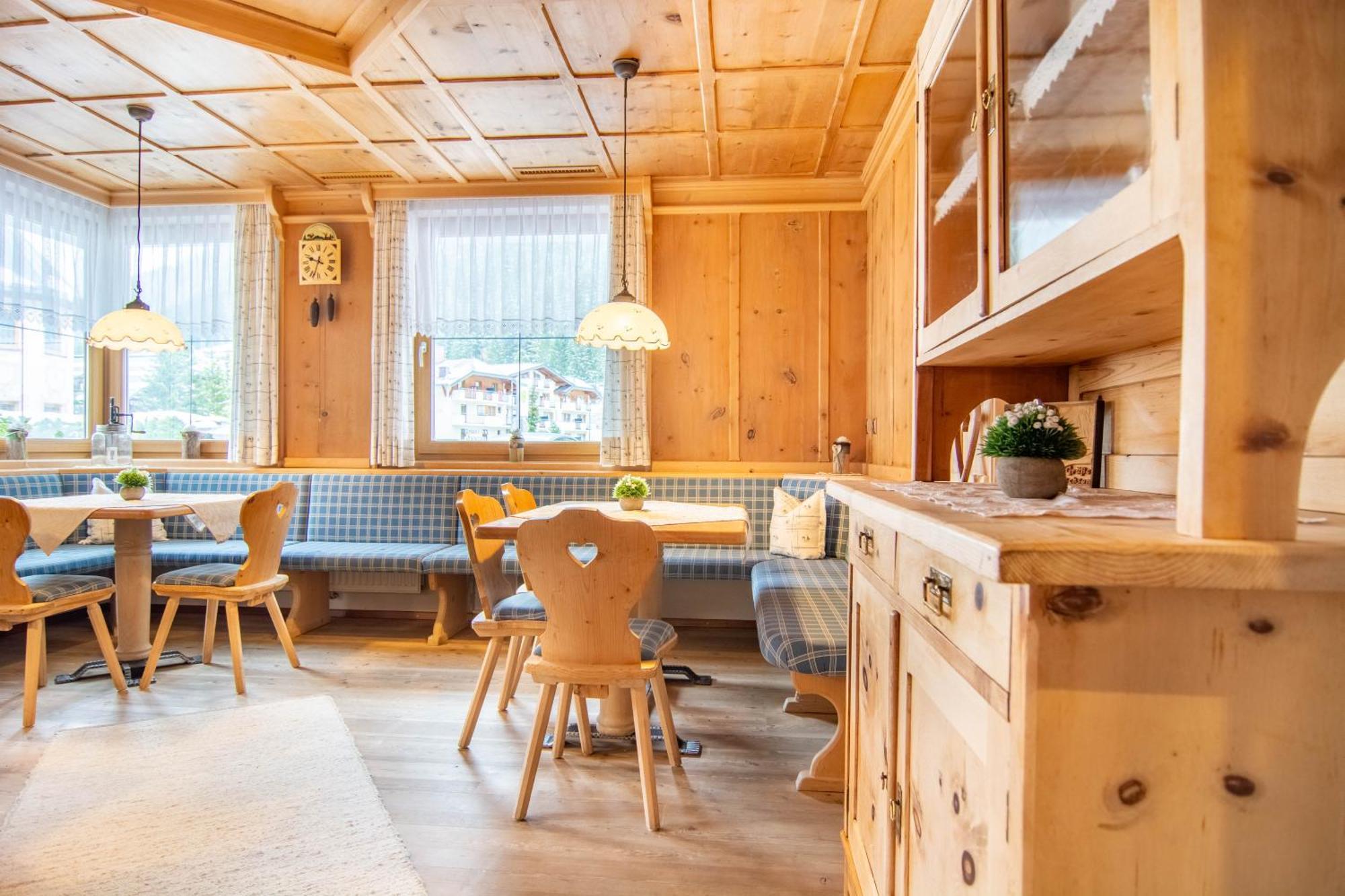 Hotel Garni Alpenhof Ischgl Eksteriør bilde